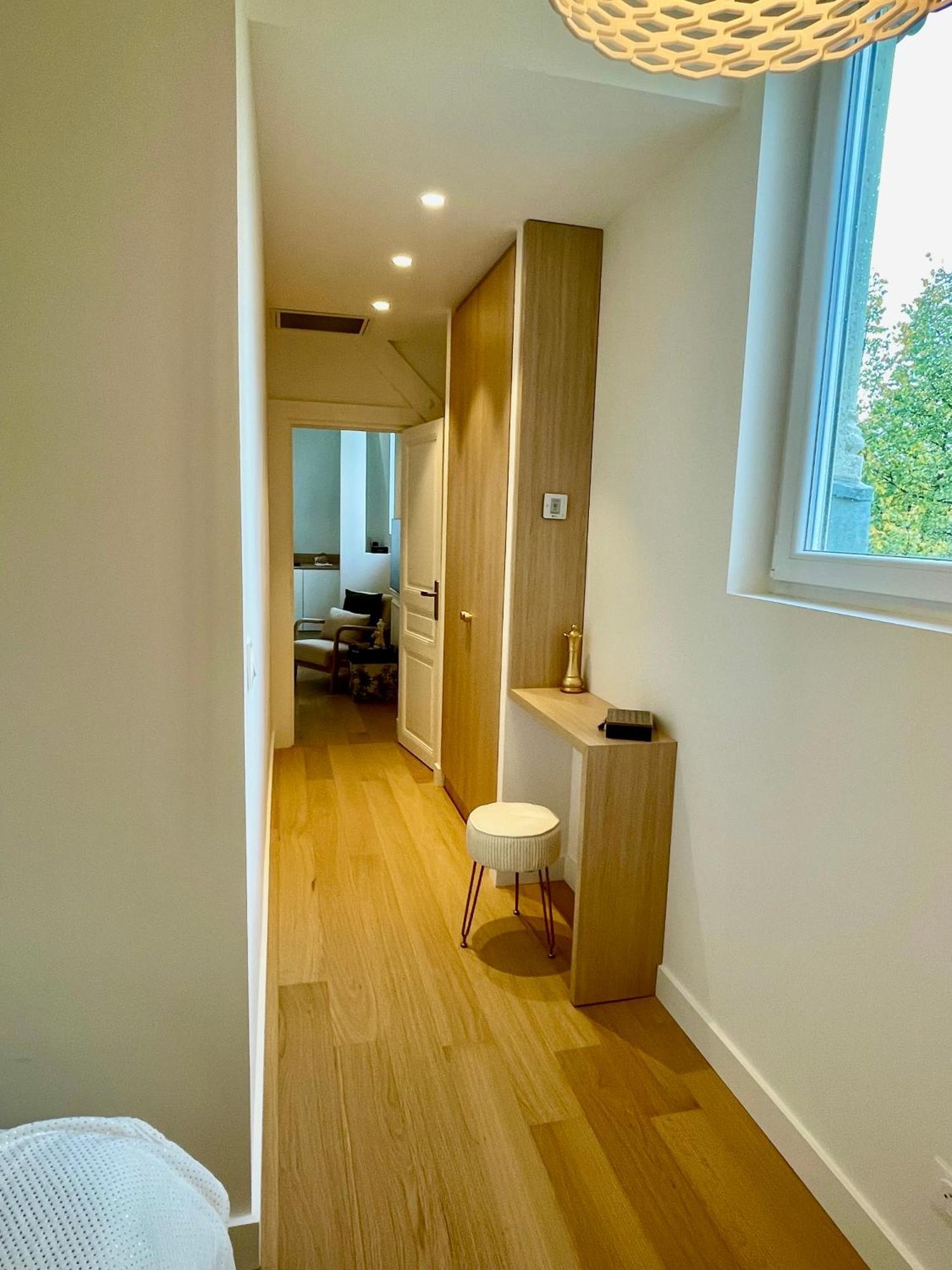 Appartements De Charme Du General Leclerc - Place D'Erlon - Hypercentre - Gare - Reims Exterior photo